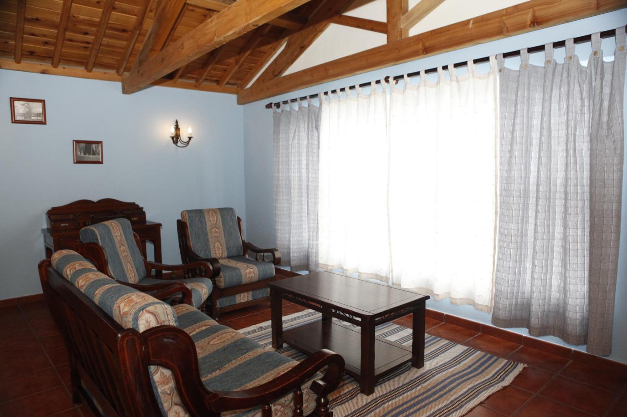 Casa Capelinhos Guest House Capelo Ngoại thất bức ảnh